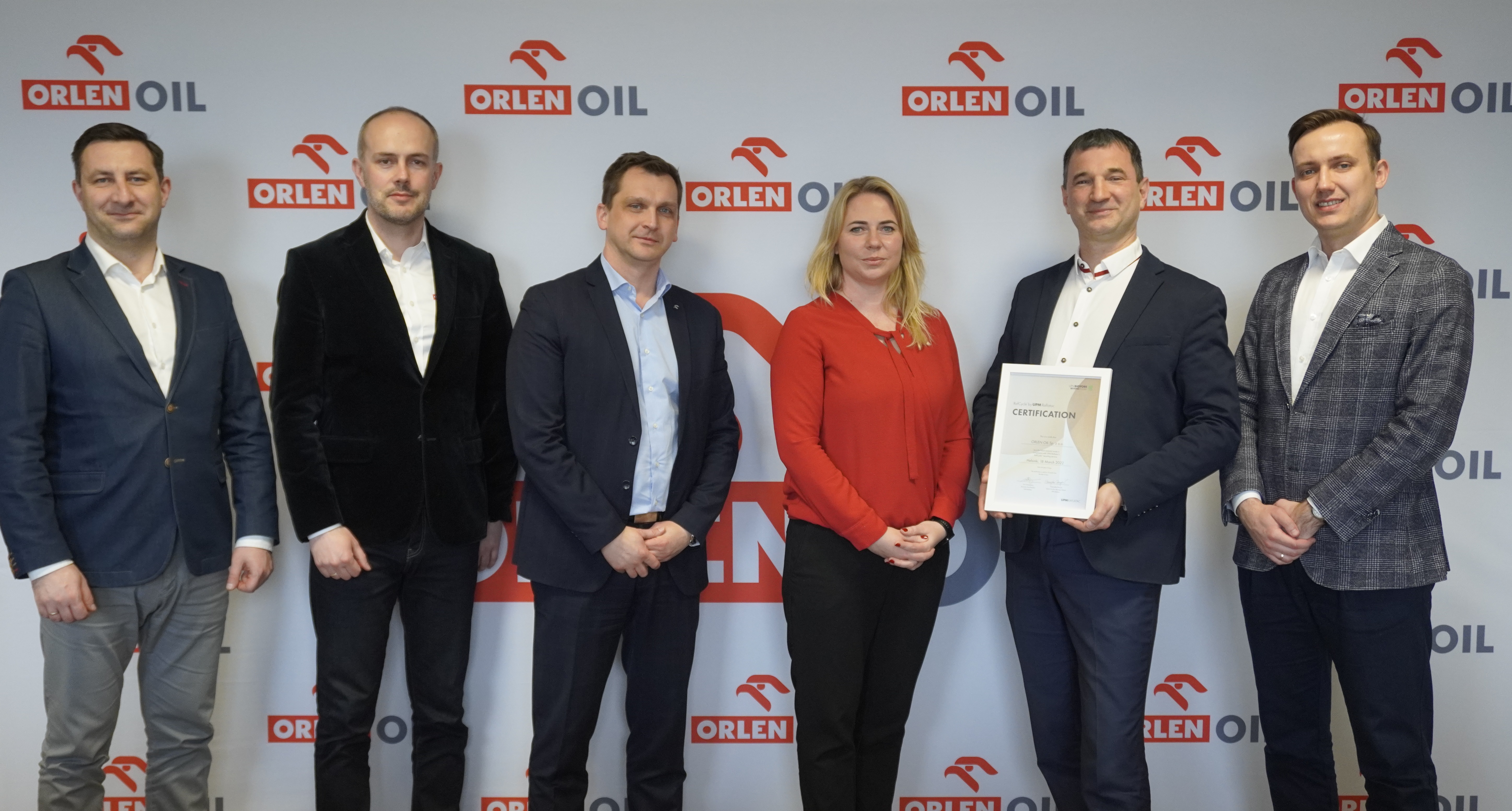 Orlen-Oil-i-UPM-Raflatac-Certyfikatu-RafCycle.JPG