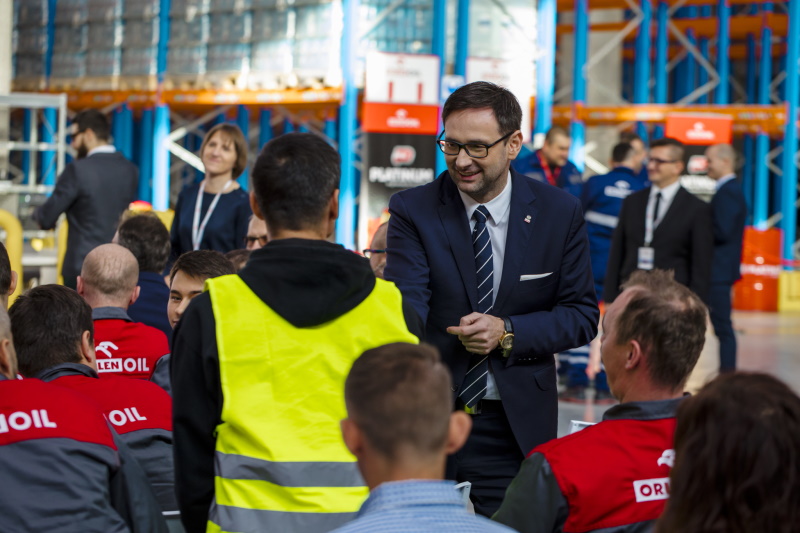 38A502820191125.jpg